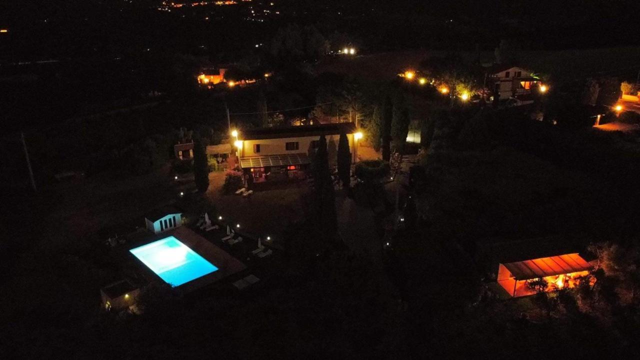 Villa Vigna Lontana à Montescudaio Extérieur photo