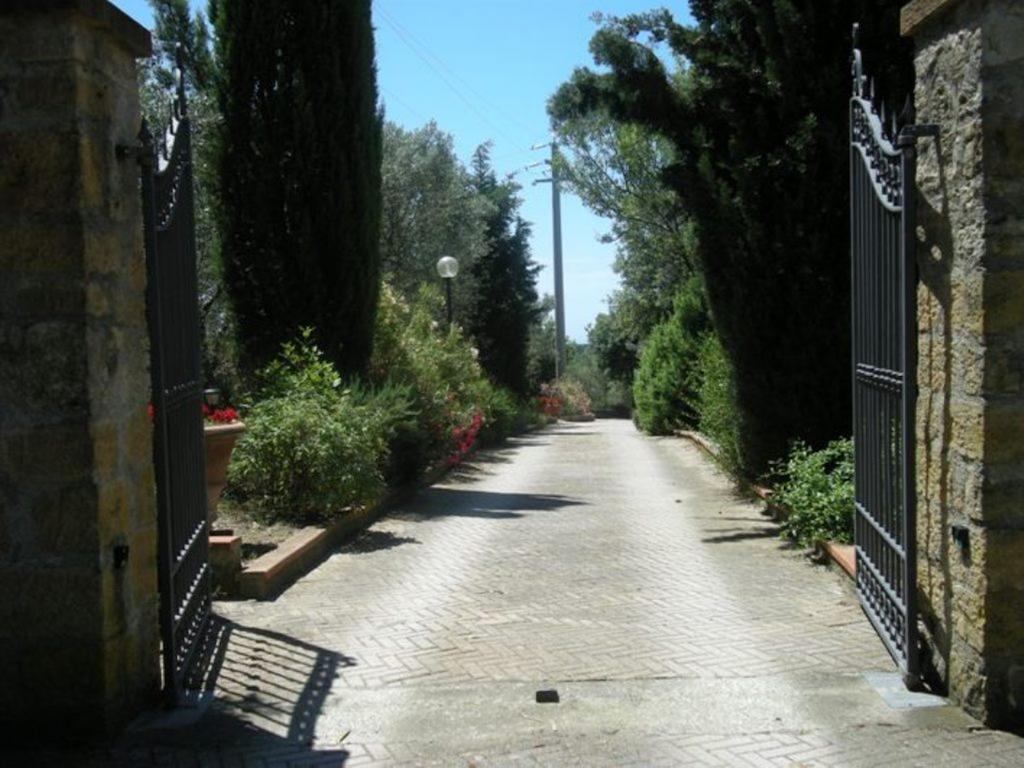 Villa Vigna Lontana à Montescudaio Extérieur photo